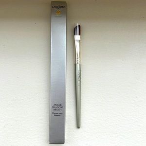New Lancome Angle Shadow Brush